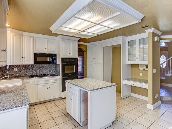5th image of 2552 Cottonwood Dr