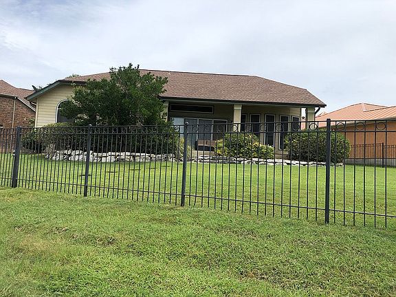 3rd image of 220 Long Creek Blvd