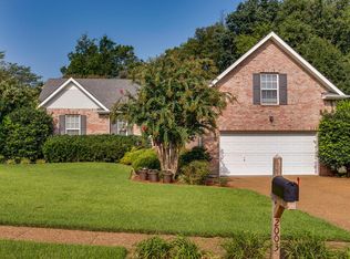 2003 Trenton Dr, Spring Hill, TN 37174