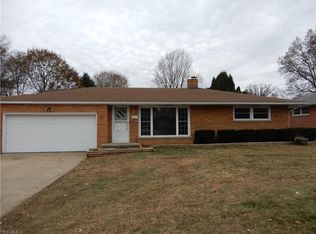 11 N Hickin Ave, Rittman, OH 44270