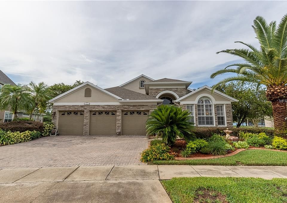 1st image of 2915 Summer Swan Dr