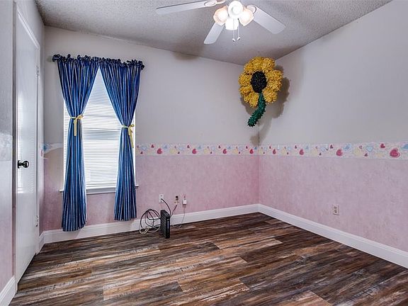 2nd image of 3814 Drakestone Ave