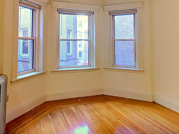 112 Jersey St. #4 Boston - Fenway Unit Photo 2