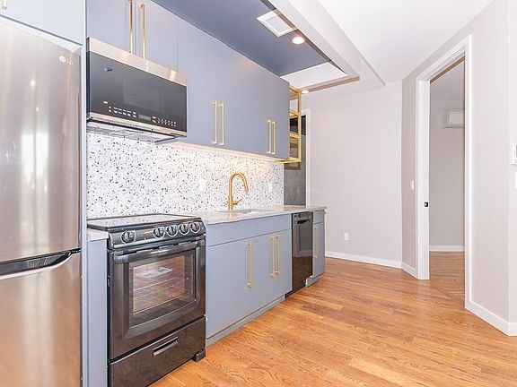 4th image of 850 Flushing Ave #4D