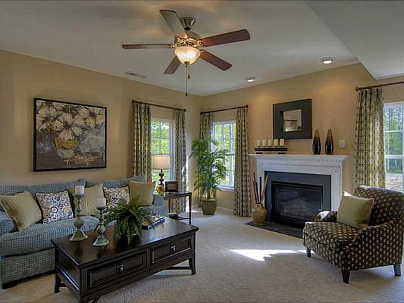 2nd image of 4053 Penzance Pl