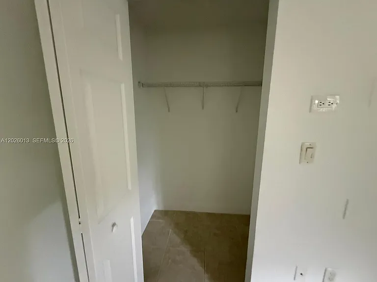 107 Mendoza Ave #201 — Photo 16
