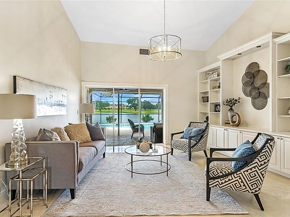 4th image of 257 Monterey Dr