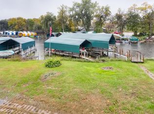 35 Northrup Ave, Tonka Bay, MN 55331