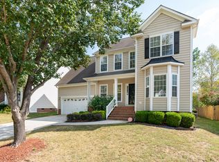 5700 Beargrass Ln, Raleigh, NC 27616