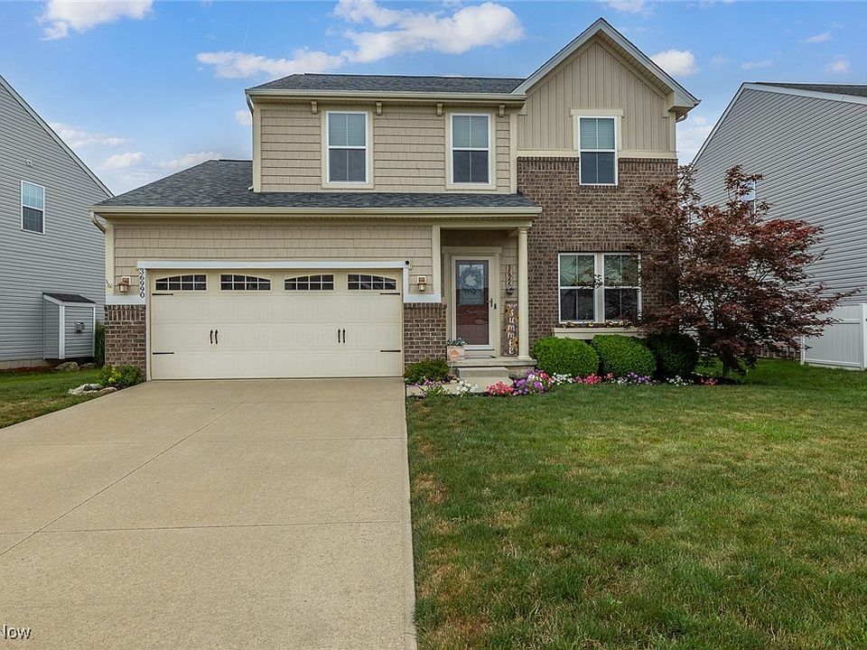 1st image of 36990 Tail Feather Dr