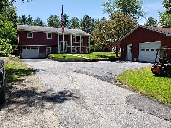 2nd image of 39 Brookfield Ave