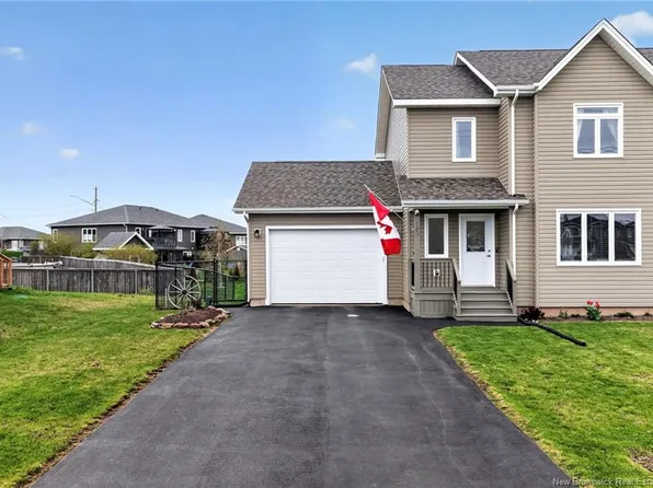 185 Oakfield Dr, Riverview, NB E1B 0S6