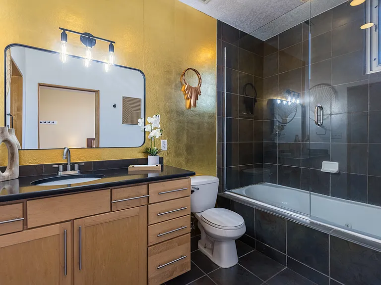 877 Silver Ave SW — Photo 26