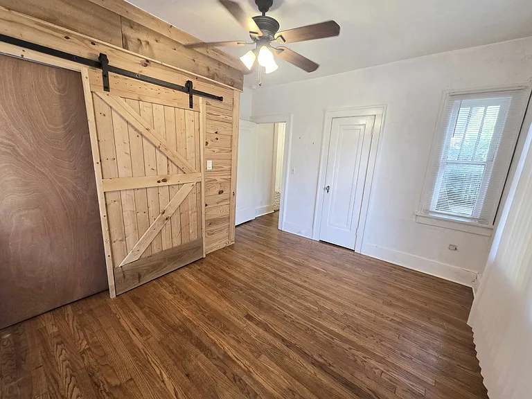 2203 N Barnes Ave — Photo 8