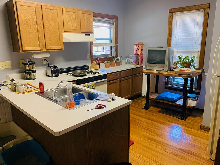 510 Wealthy St SE #2 — Photo 5