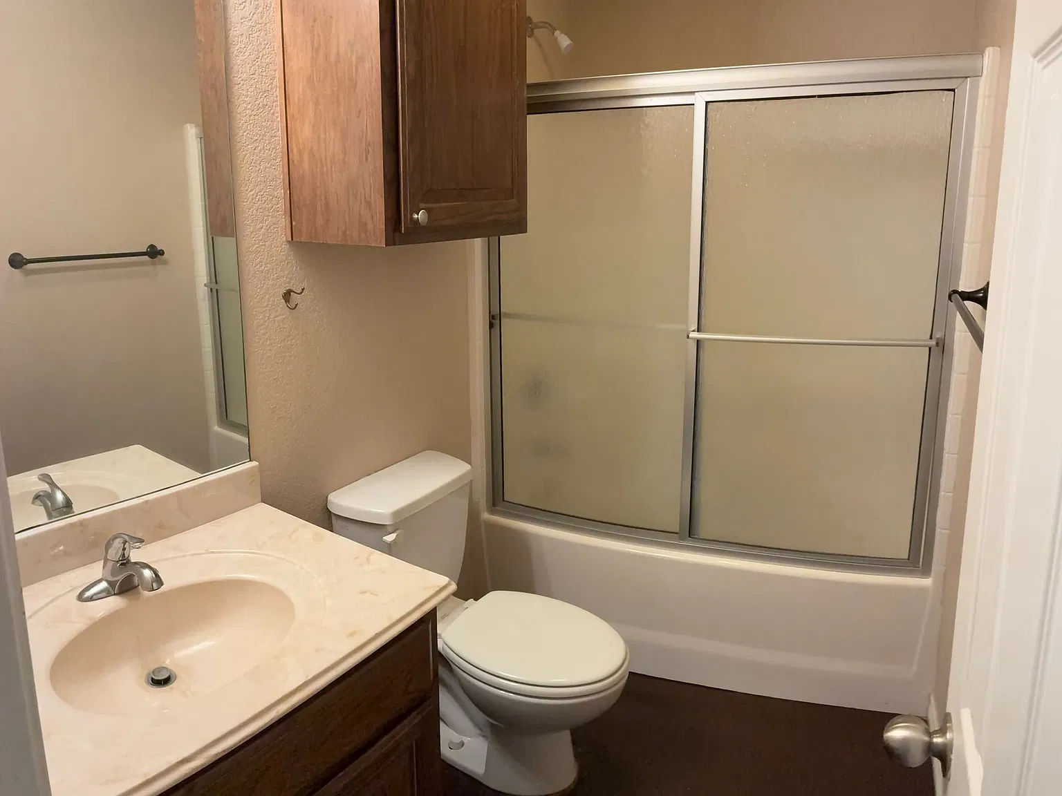 2 bed, 810 sqft, $1,099 — Photo 3