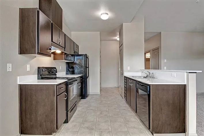 River Ridge Apartments — Photo 18