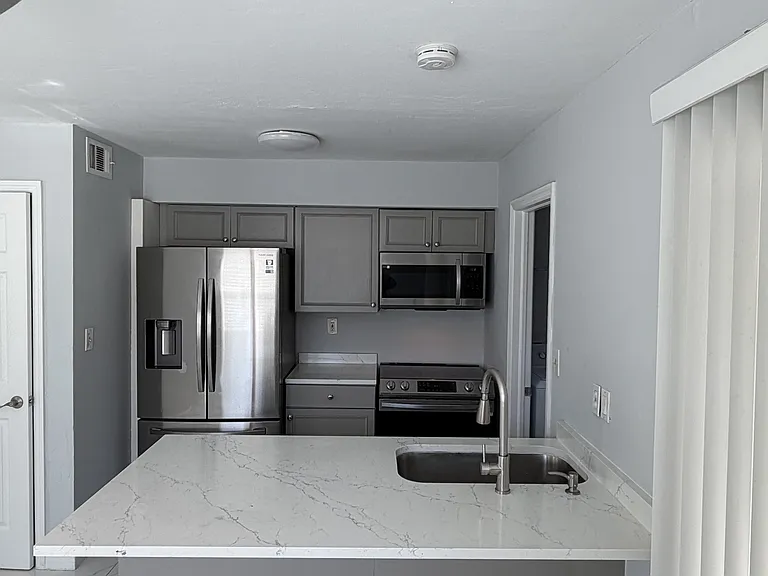 10280 Carolina St #1 — Photo 12