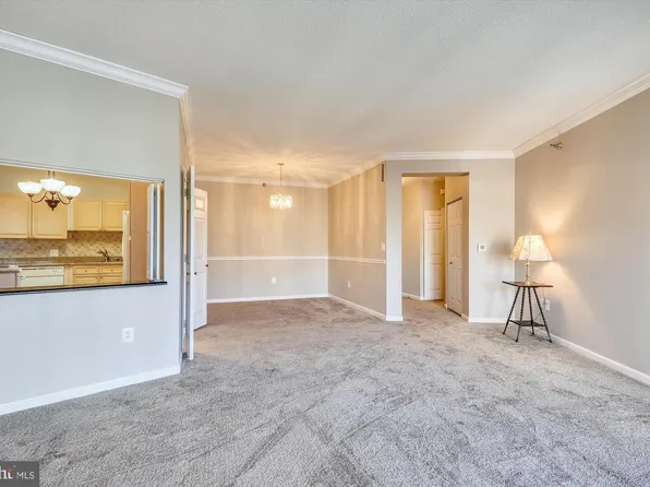 2900 N Leisure World Blvd APT 406, Silver Spring, MD 20906