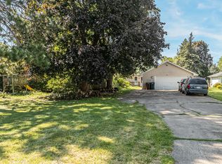 2805 W 1st Ave, Appleton, WI 54914