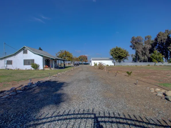 8825 W Simmons Rd, Turlock, CA 95380