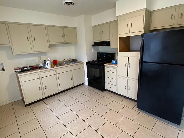 3313 Timms St — Photo 1