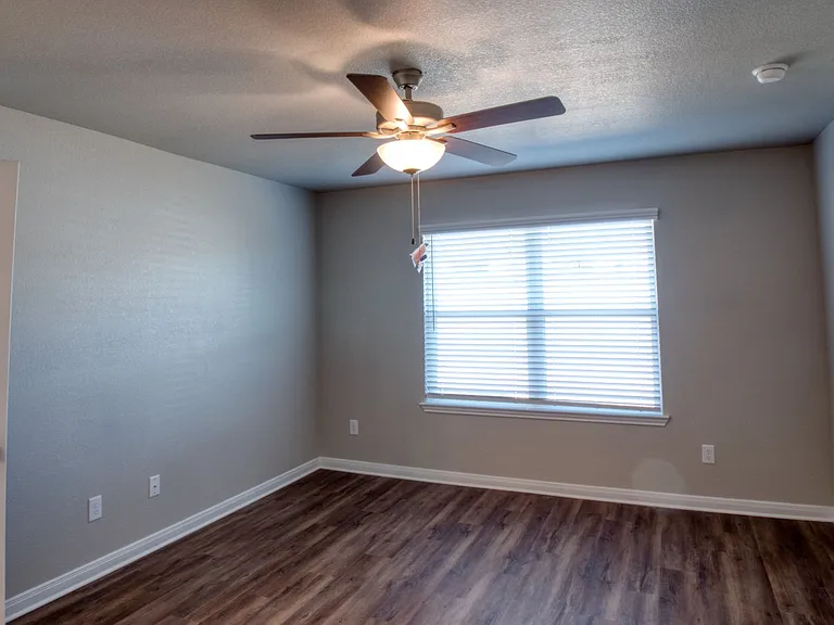 4110 Summer Haze Ct — Photo 9