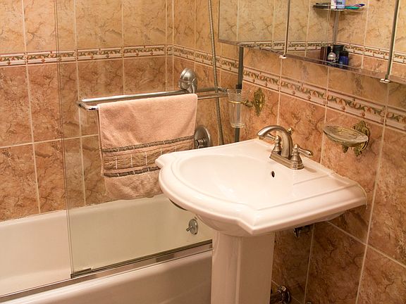 4th image of 1855 E 12th St APT 5B