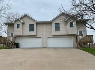 2520 Walden Rd #2520, Iowa City, IA 52246