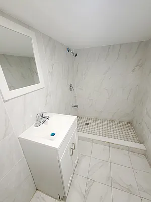 Rented by Metro Garden Realty NYC | media 22