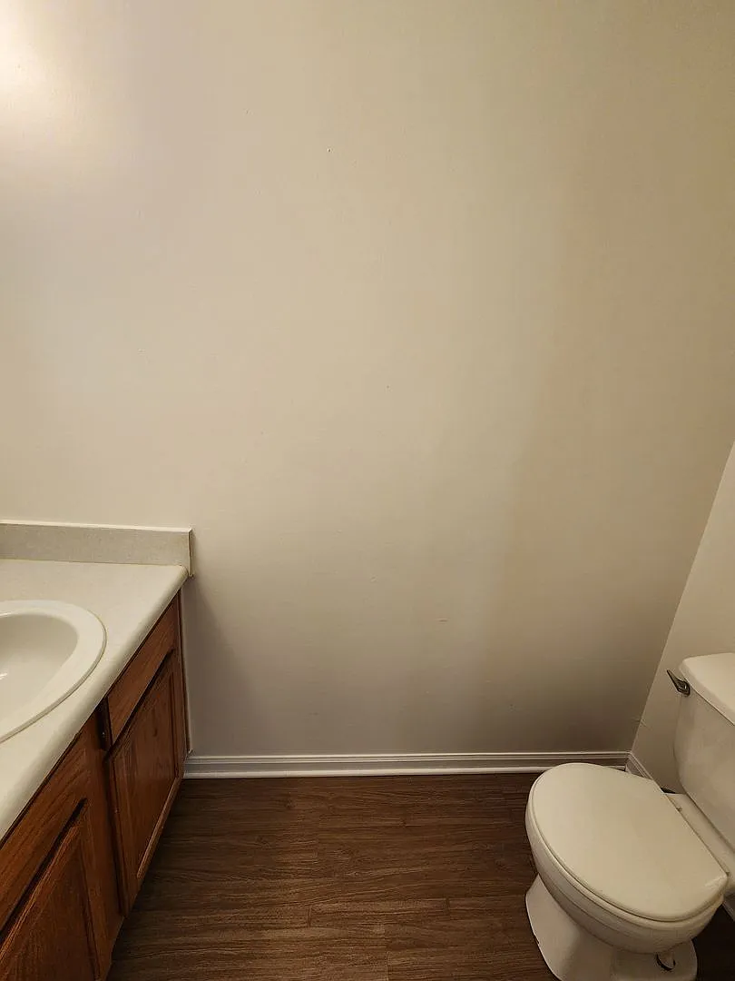 Castlewood Apartments - Huntsville, AL — Photo 3