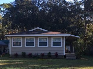 18 56th St, Yankeetown, FL 34498