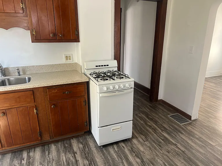 617 Parade St #617 — Photo 20