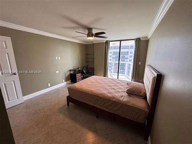 2401 Collins Ave #1807 — Photo 13