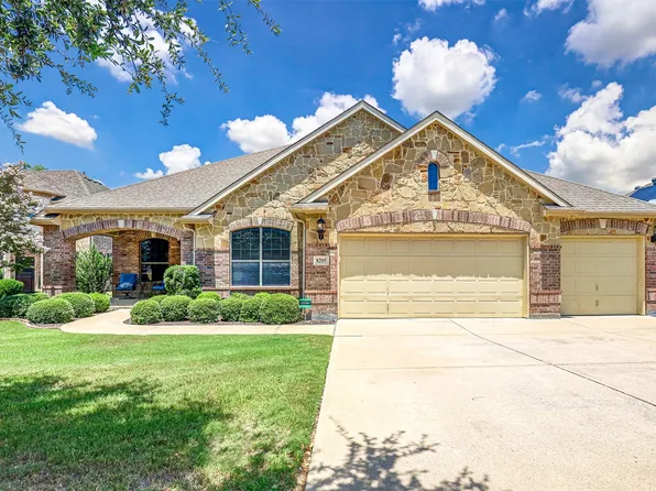 8205 Rock Elm Rd, Fort Worth, TX 76131