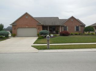 2305 Kensington Dr, Saint Marys, OH 45885