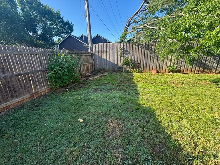 8728 Elbe Trl — Photo 20