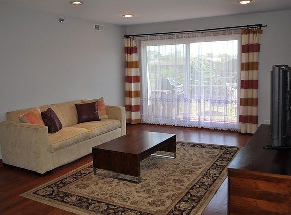 2nd image of 4174 Cove Ln APT F