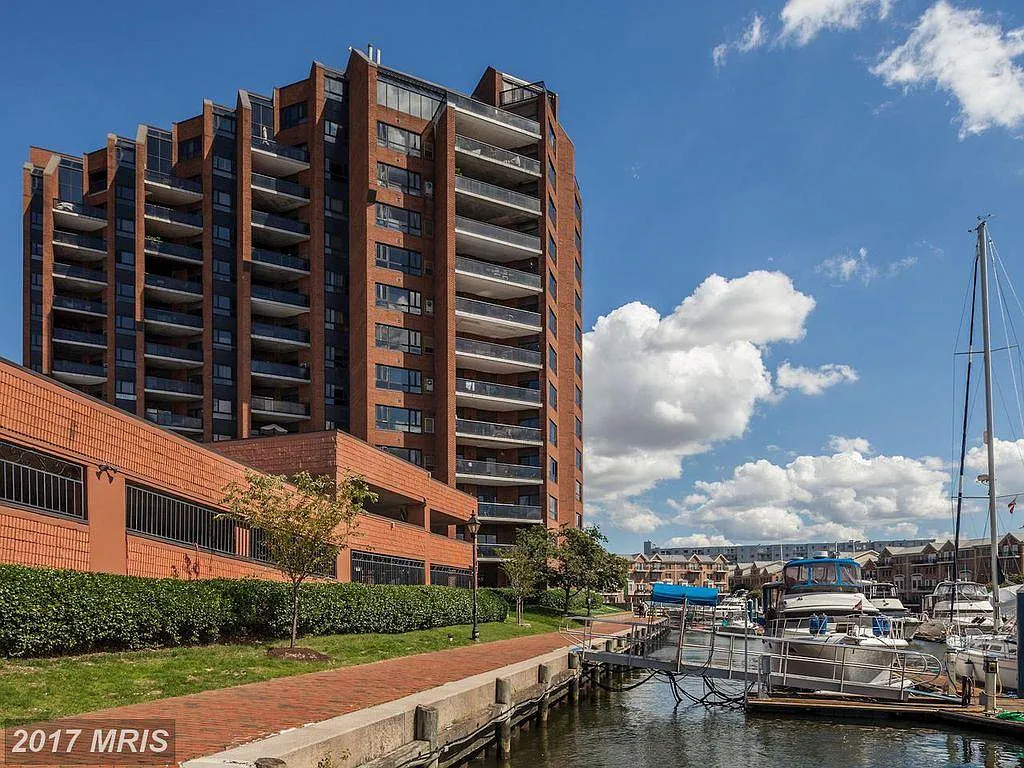 Outside of Building - Promenade - 2515 Boston St #905