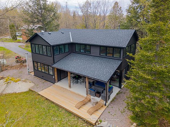 3rd image of 13 Labrash Lake Rd