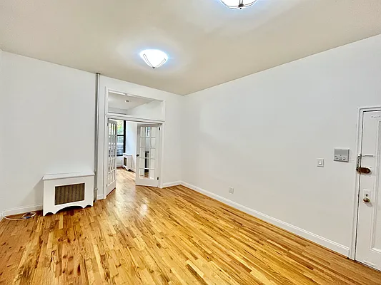 Rented by Compass | media 8