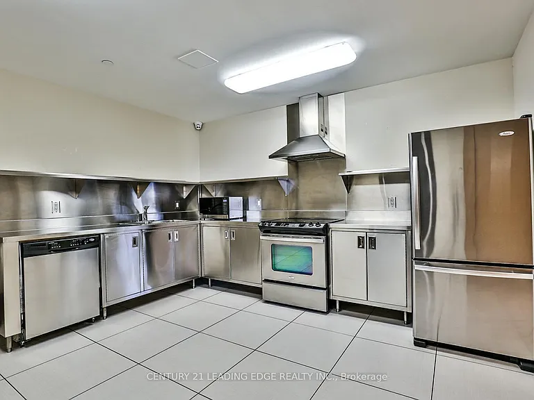 100 Harrison Garden Blvd #221 — Photo 34
