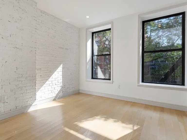47 Clinton St #6 — Photo 4