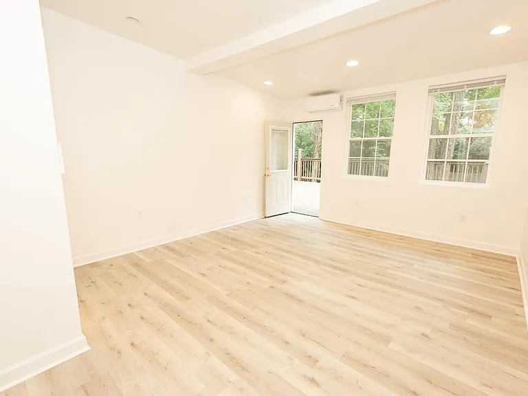 1270 Kendrick Rd NE — Photo 15