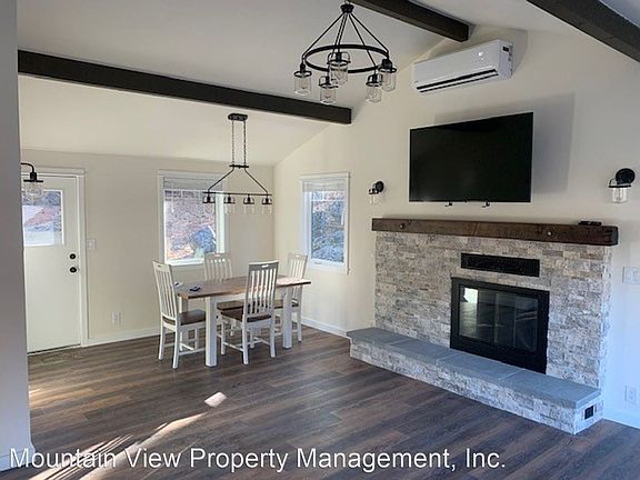 3rd image of 60639 River Bend Dr