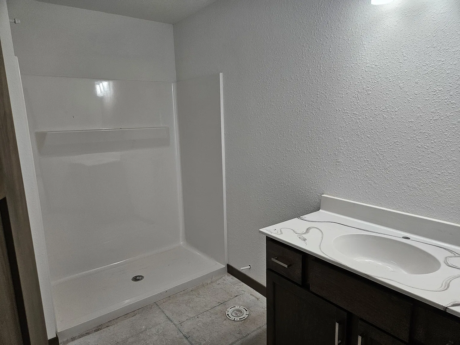 3 bed, 2.5 bath, 1800 sqft, $2,250 — Photo 3