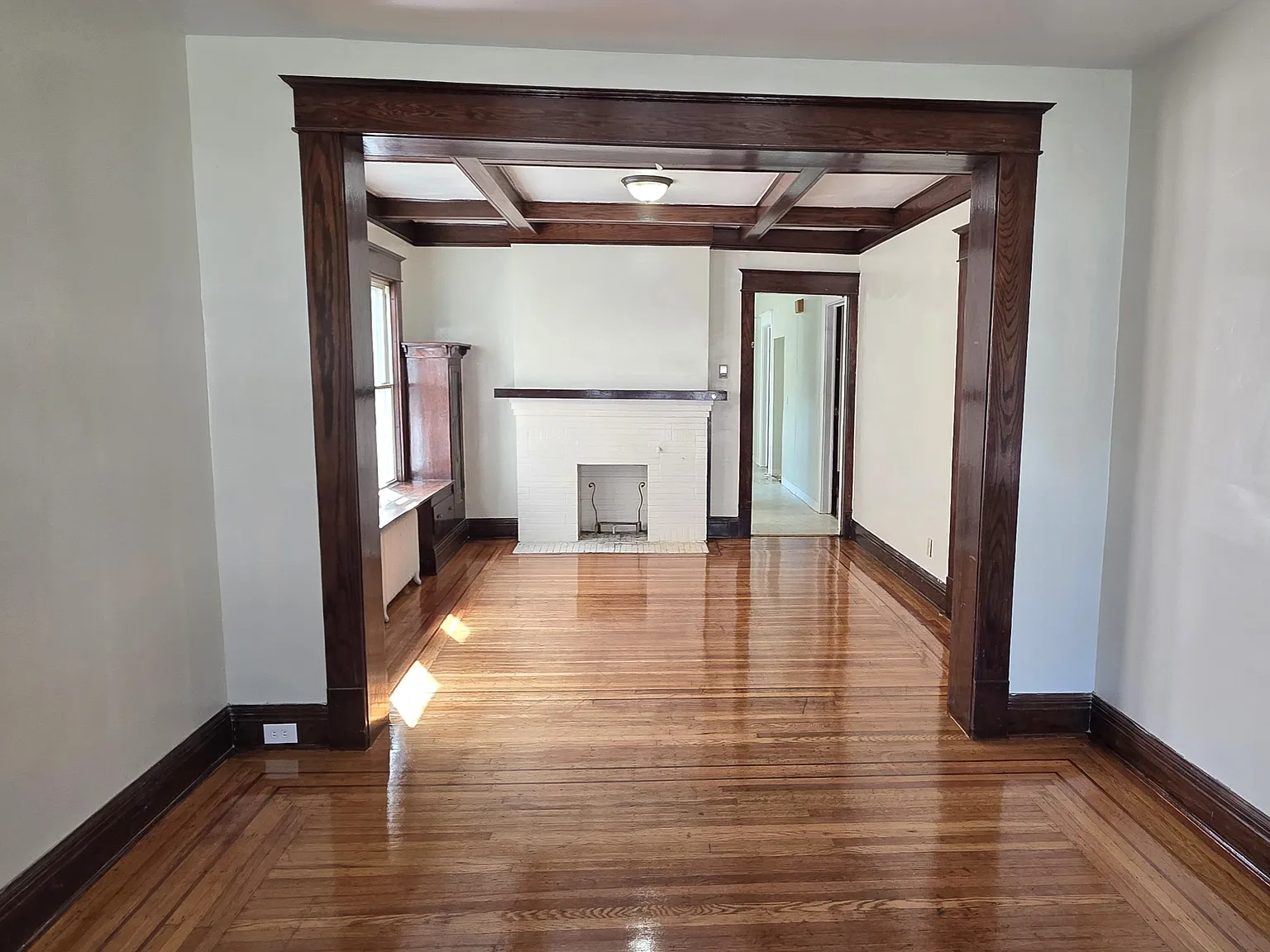 73 Rodney Ave — Photo 1