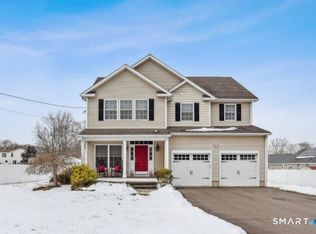 10 Ball Road, North Haven, CT 06473