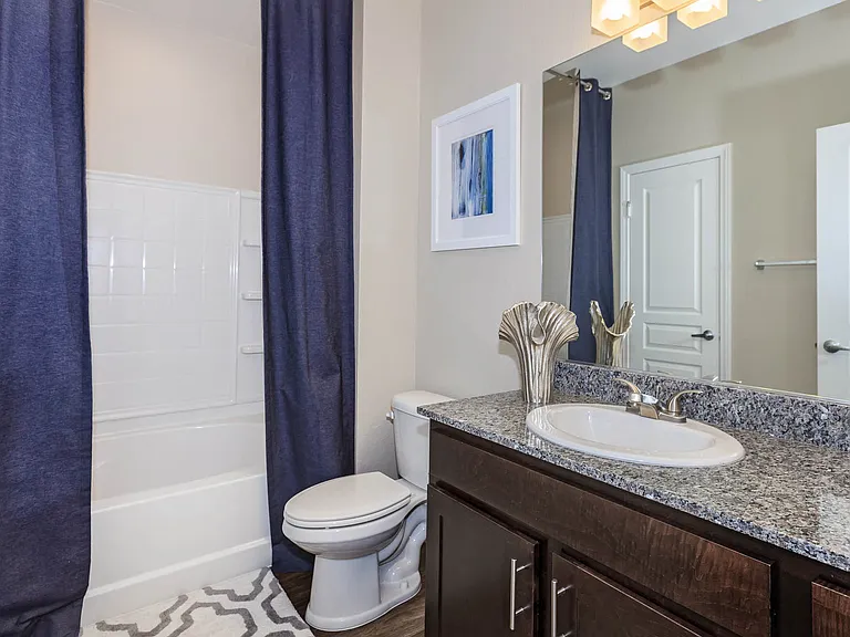 B2 1175 SQFT 2 Bed 2 Bath