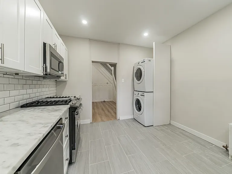 3521 Indian Queen Ln — Photo 14